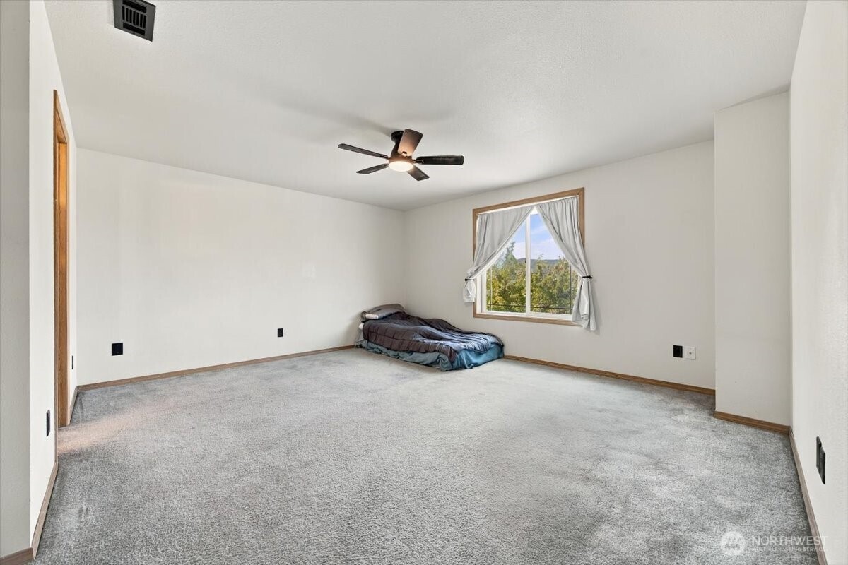 4617 Muris Lane Property Photo 27