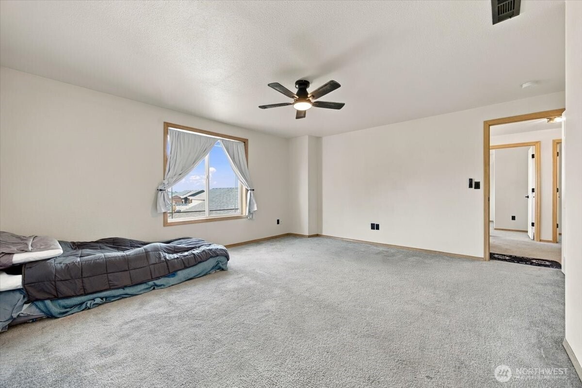 4617 Muris Lane Property Photo 28