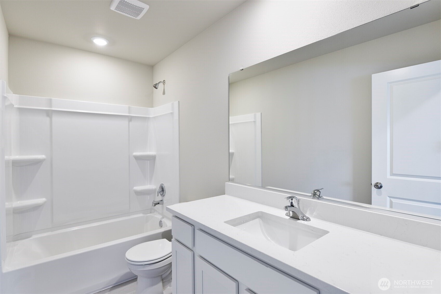 9723 Brown Street Property Photo 8