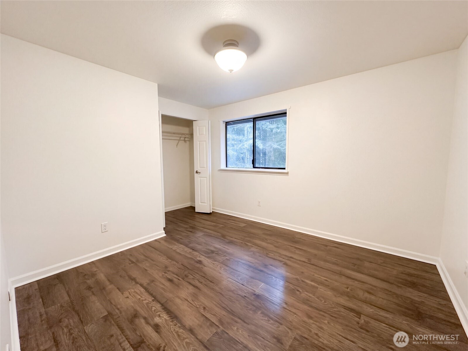 7423 Ebbert Drive Property Photo 19