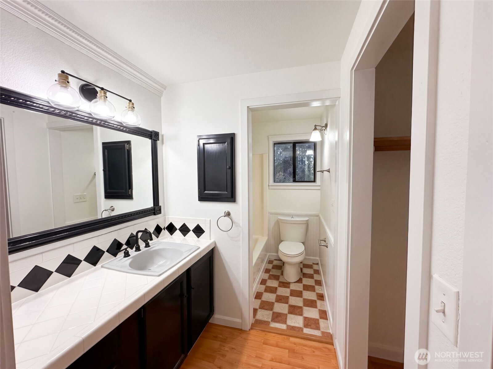 7423 Ebbert Drive Property Photo 24