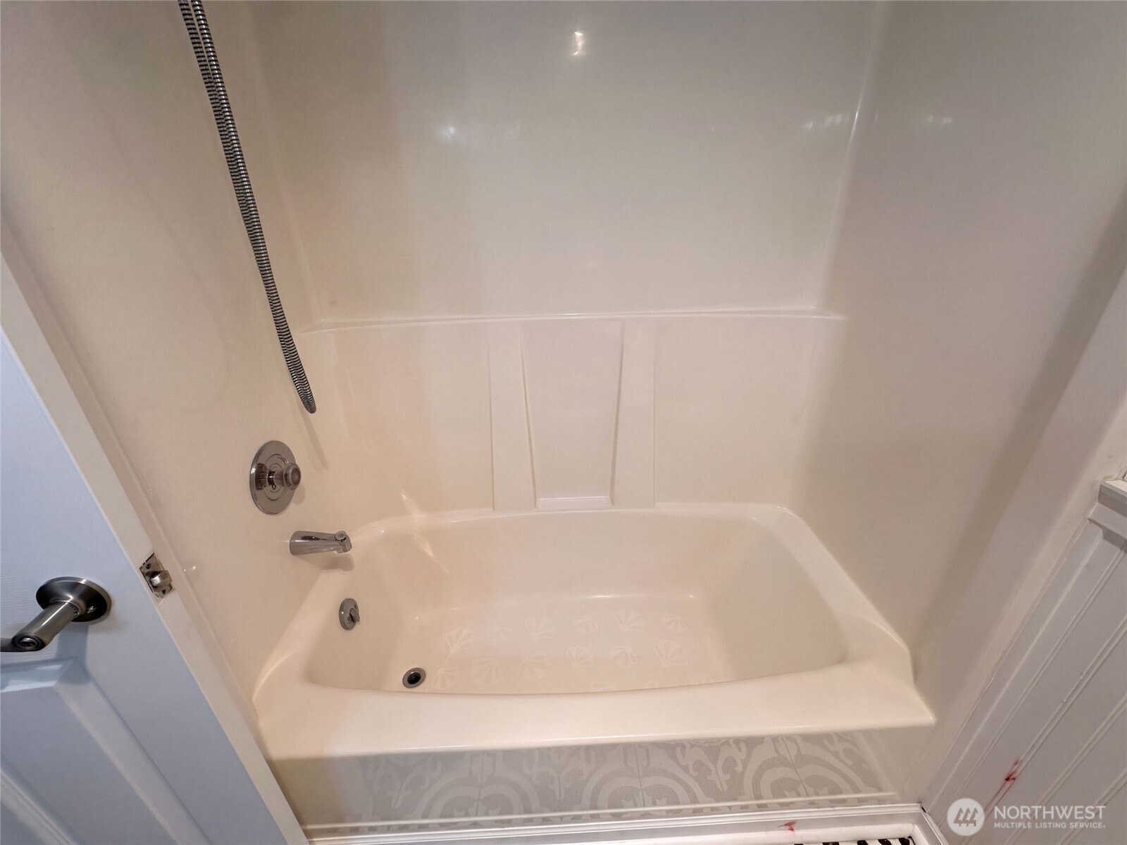7423 Ebbert Drive Property Photo 30