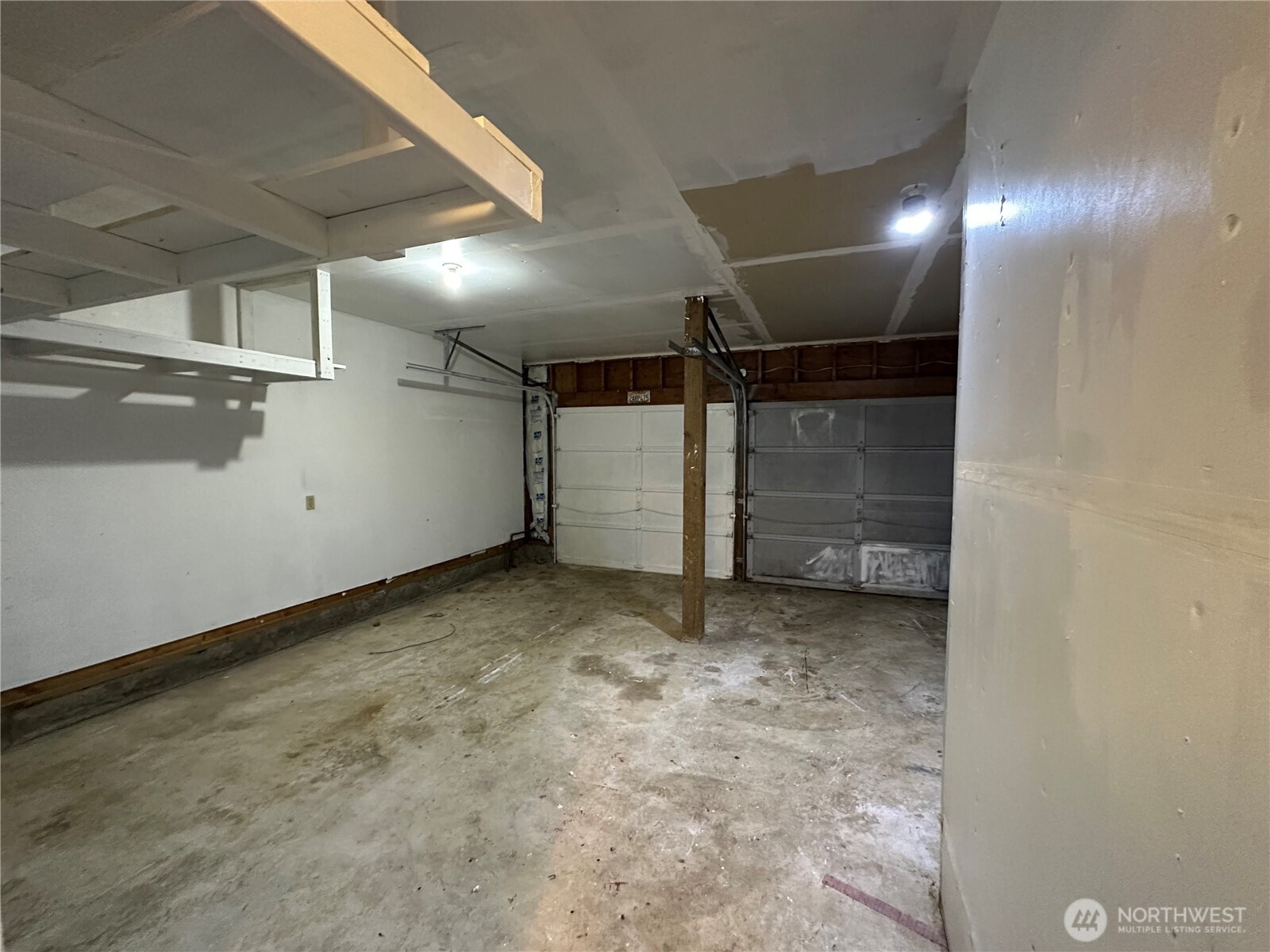 7423 Ebbert Drive Property Photo 37