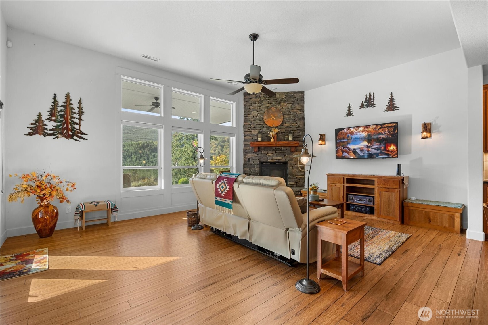 232 Rapids Drive Property Photo 13