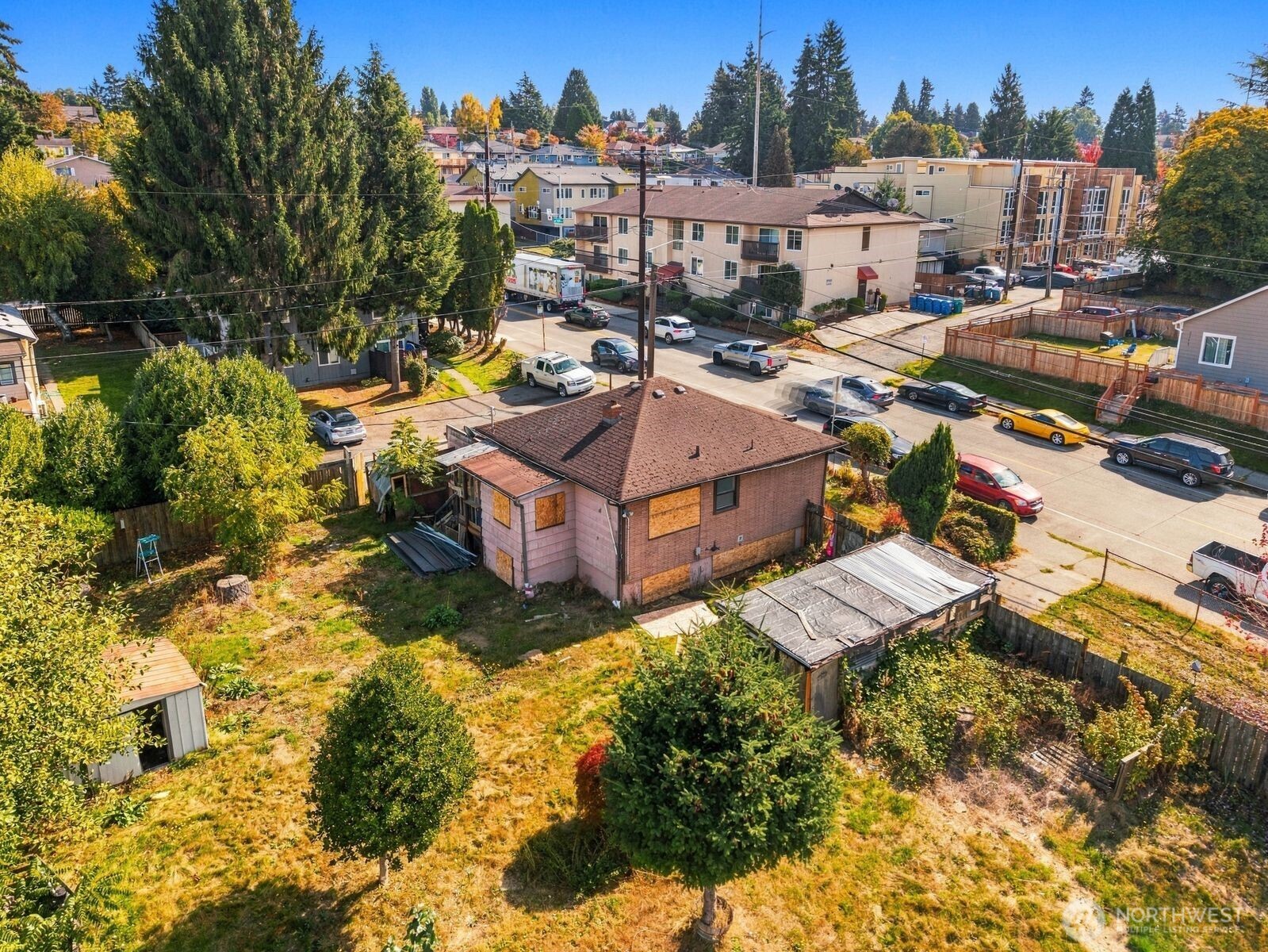 2116 Sw Thistle Street Property Photo 5