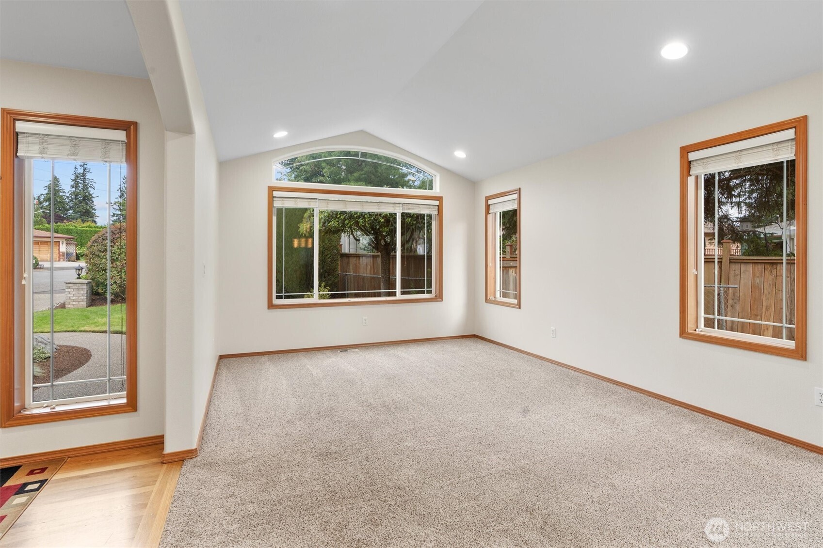26127 145th Avenue Property Photo 5