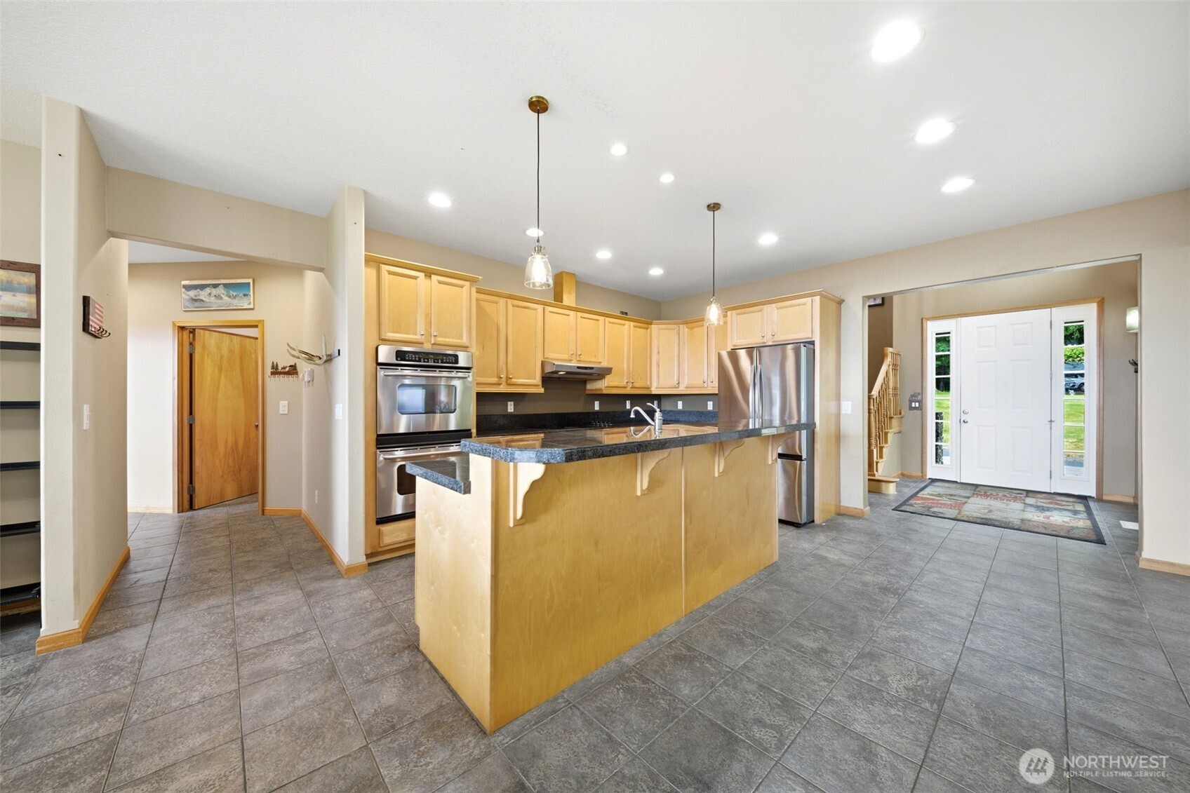 966 Lookout Road Property Photo 4