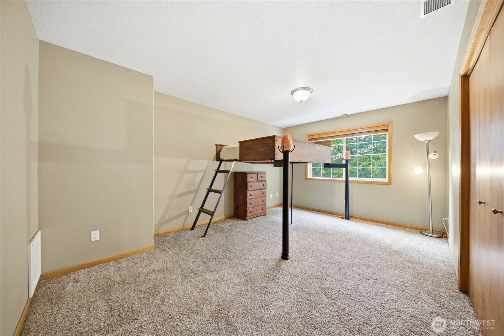 966 Lookout Road Property Photo 14