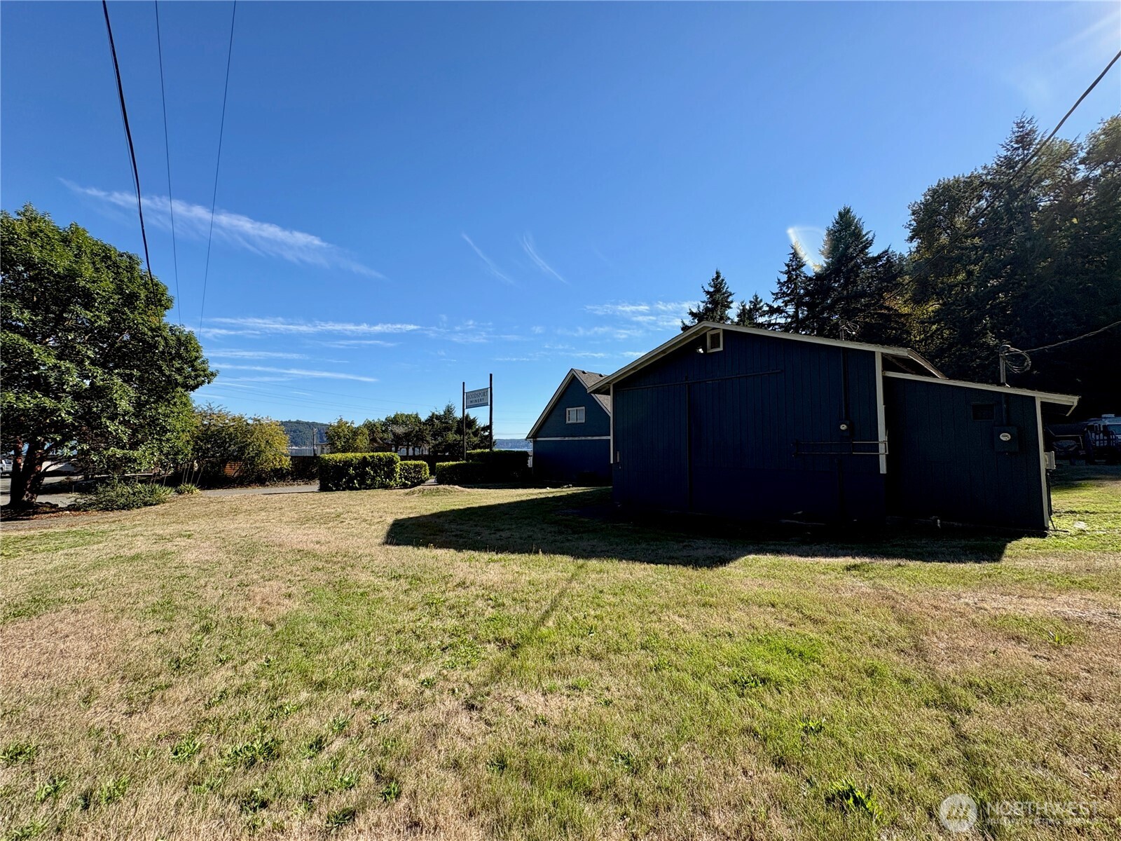 23522 N Us Highway 101 Property Photo 5