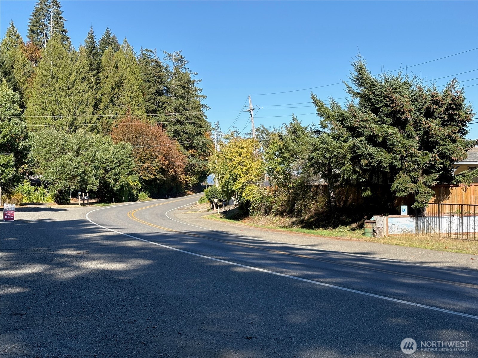 23522 N Us Highway 101 Property Photo 9
