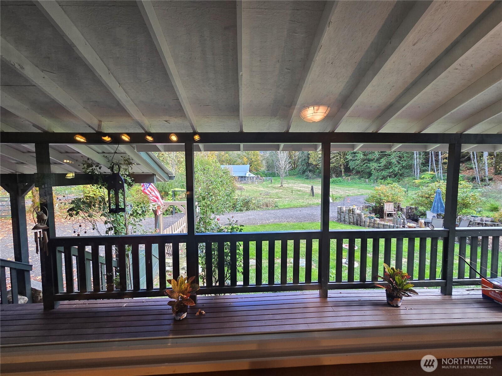 71403 Old Cascade Highway Property Photo 5