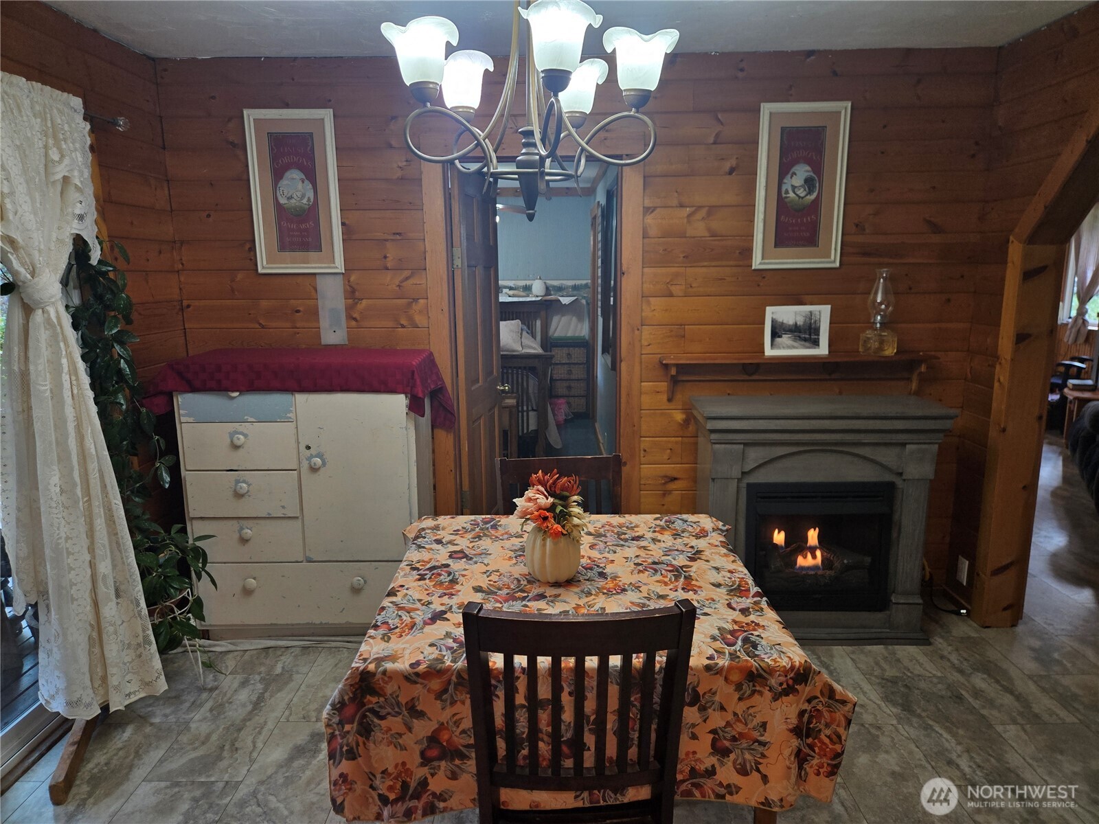 71403 Old Cascade Highway Property Photo 7