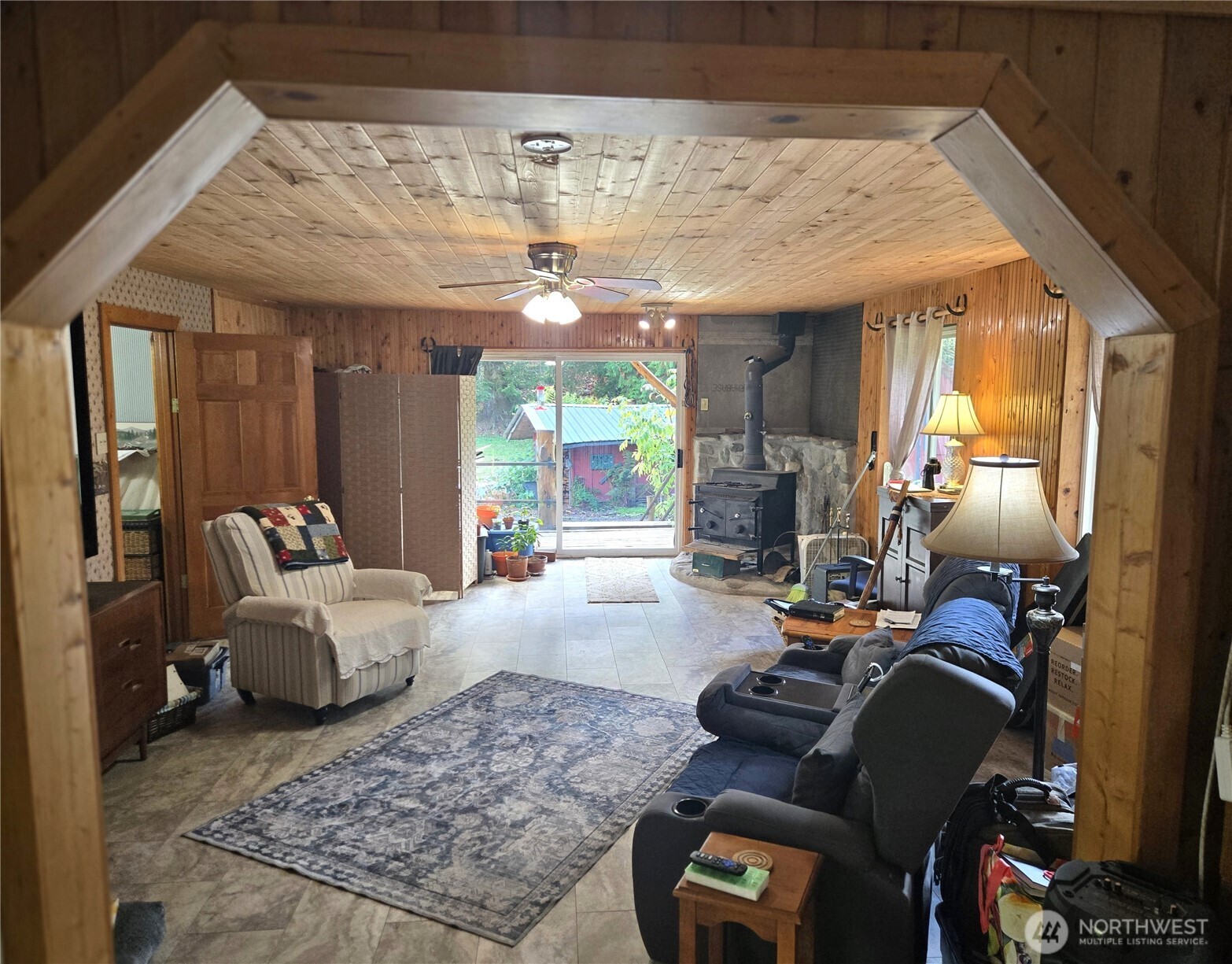 71403 Old Cascade Highway Property Photo 13