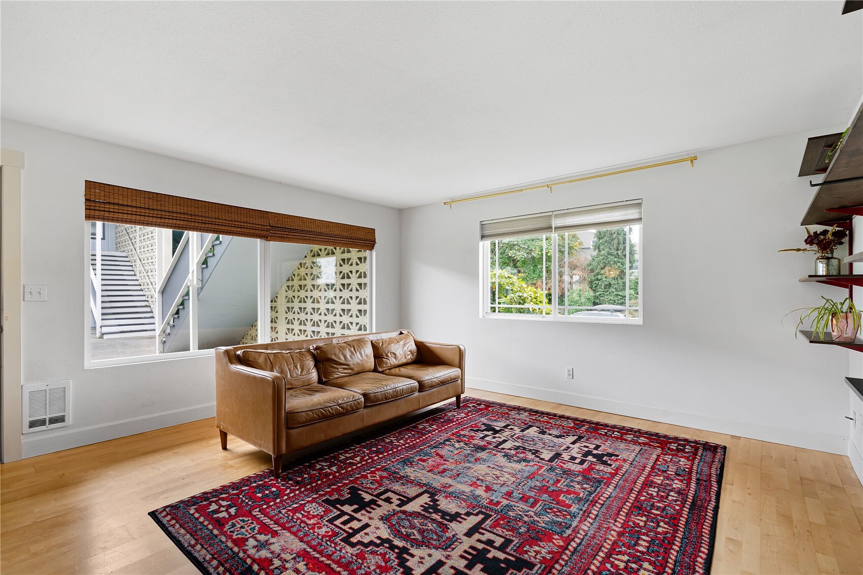 1111 N K Street 105 Property Photo 11