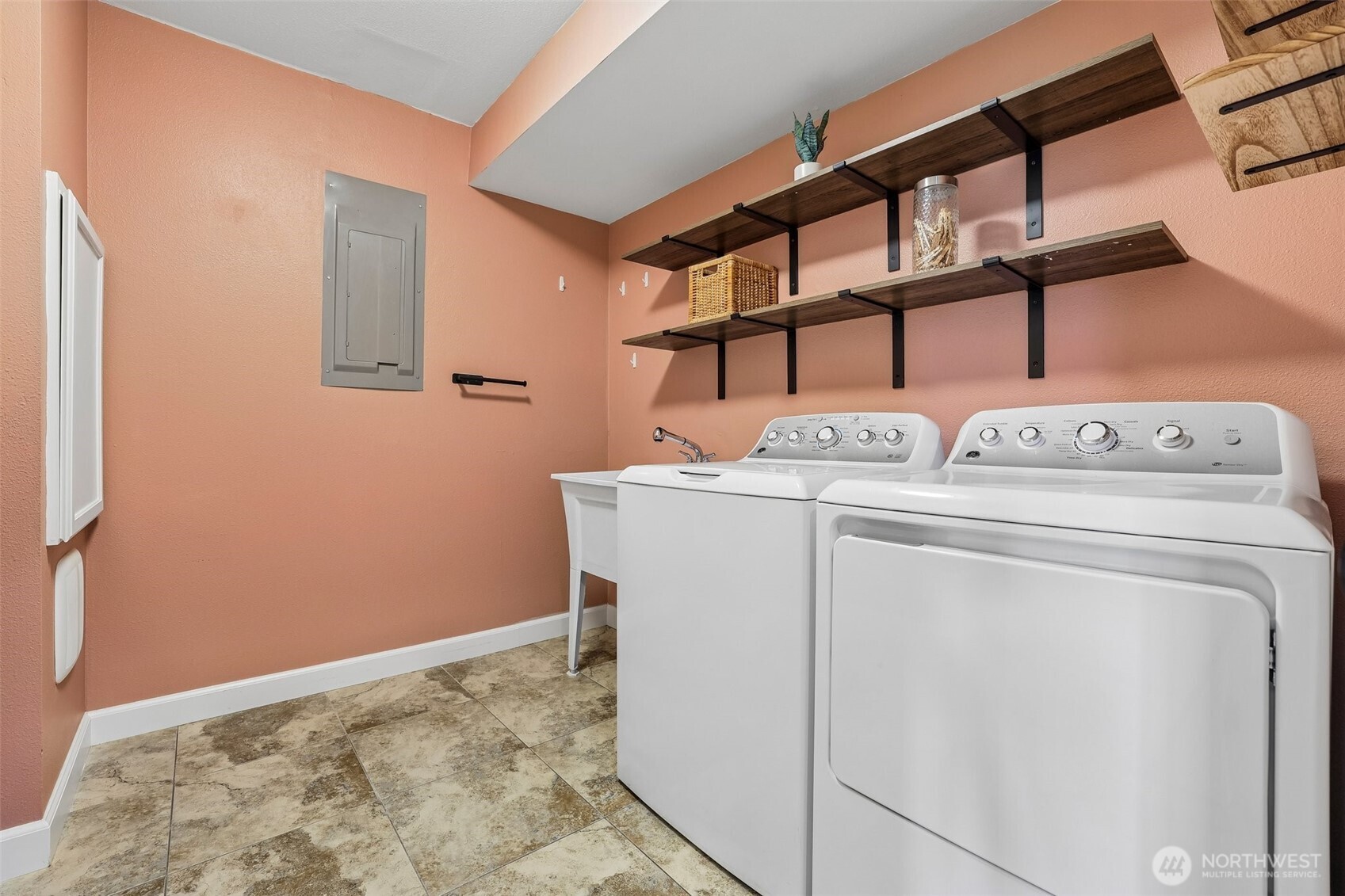 709 22nd Street Property Photo 28