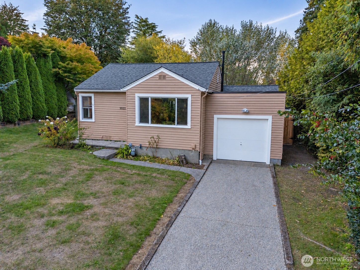 5522 Ne 193rd Street Property Photo 2
