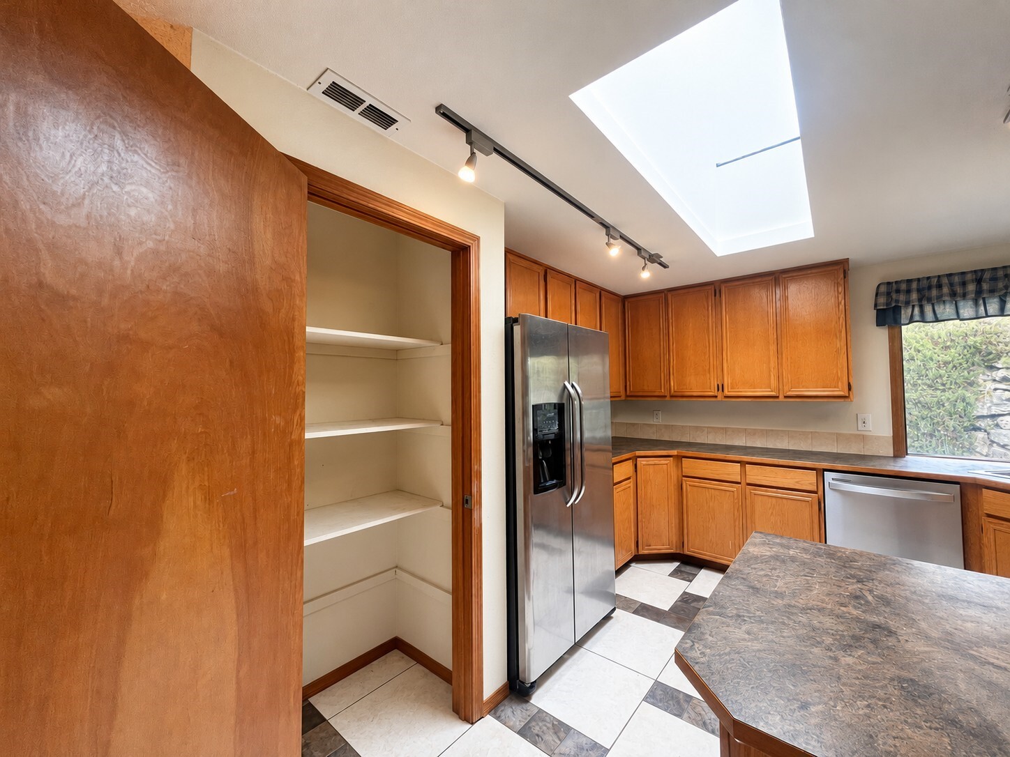 9914 71st Street Property Photo 12