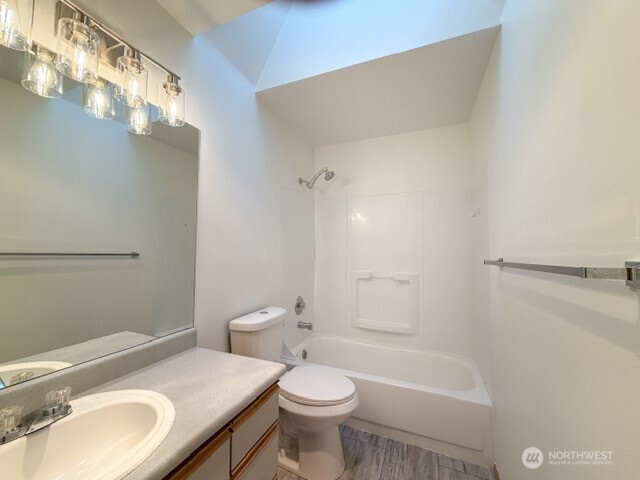 124 Sw 154th Street 302 Property Photo 7