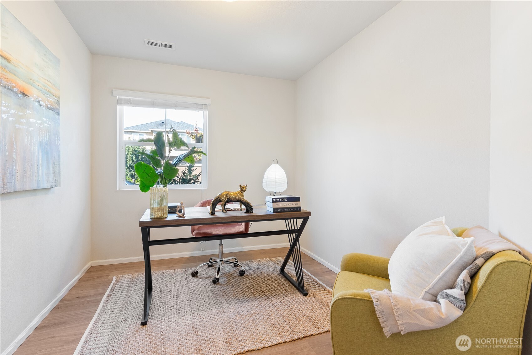 10203 Messner Avenue Property Photo 15