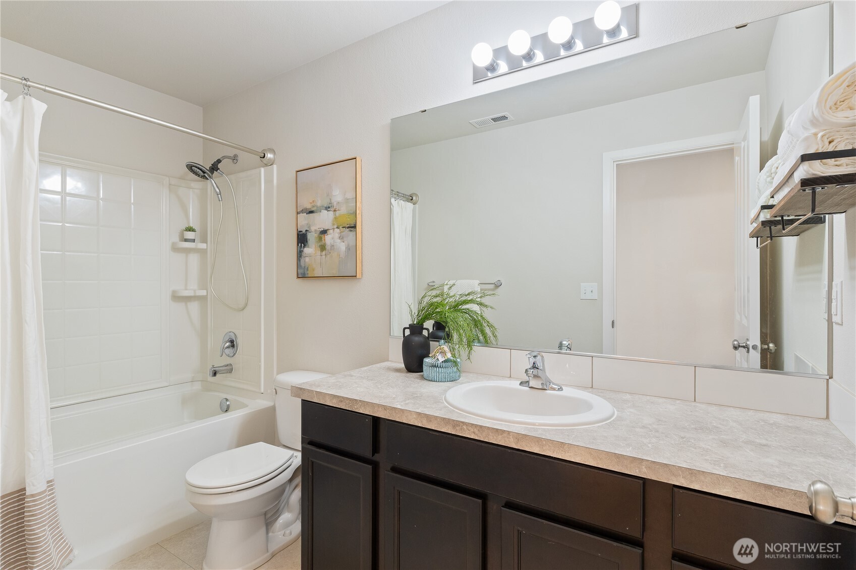 10203 Messner Avenue Property Photo 28