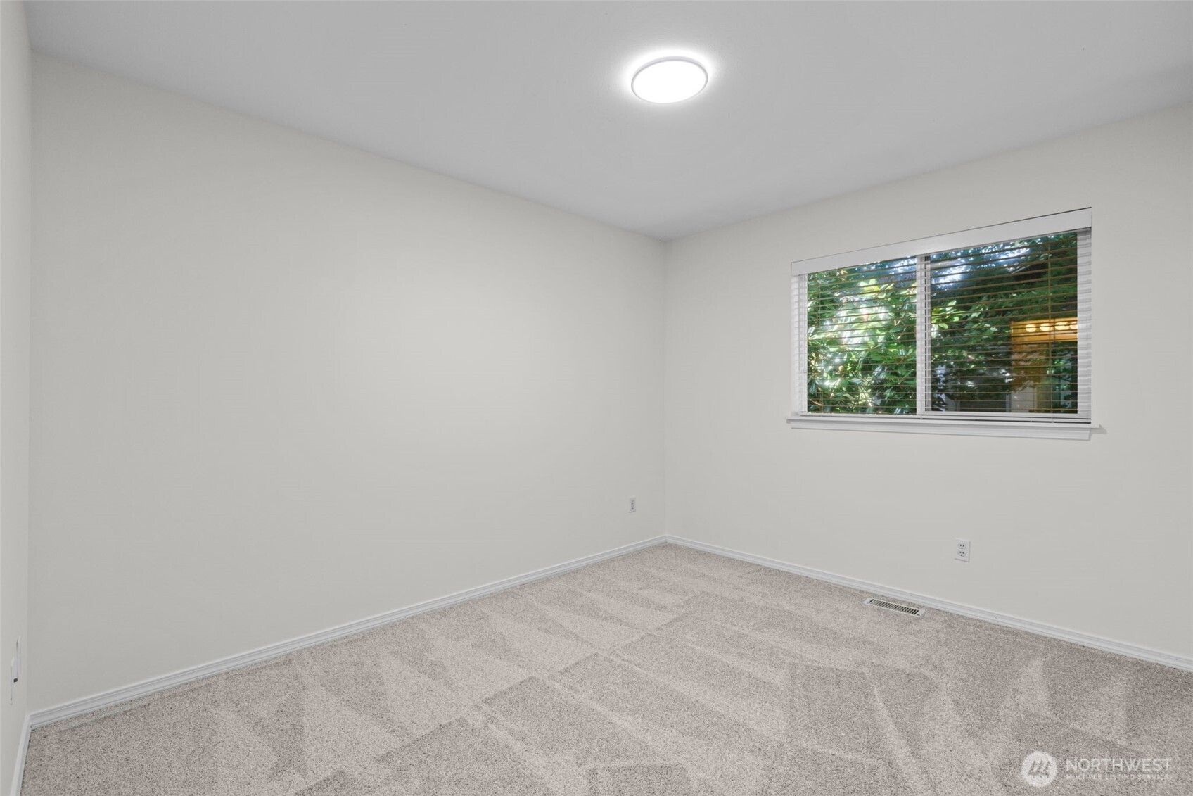 11611 Ne 90th Street Property Photo 25