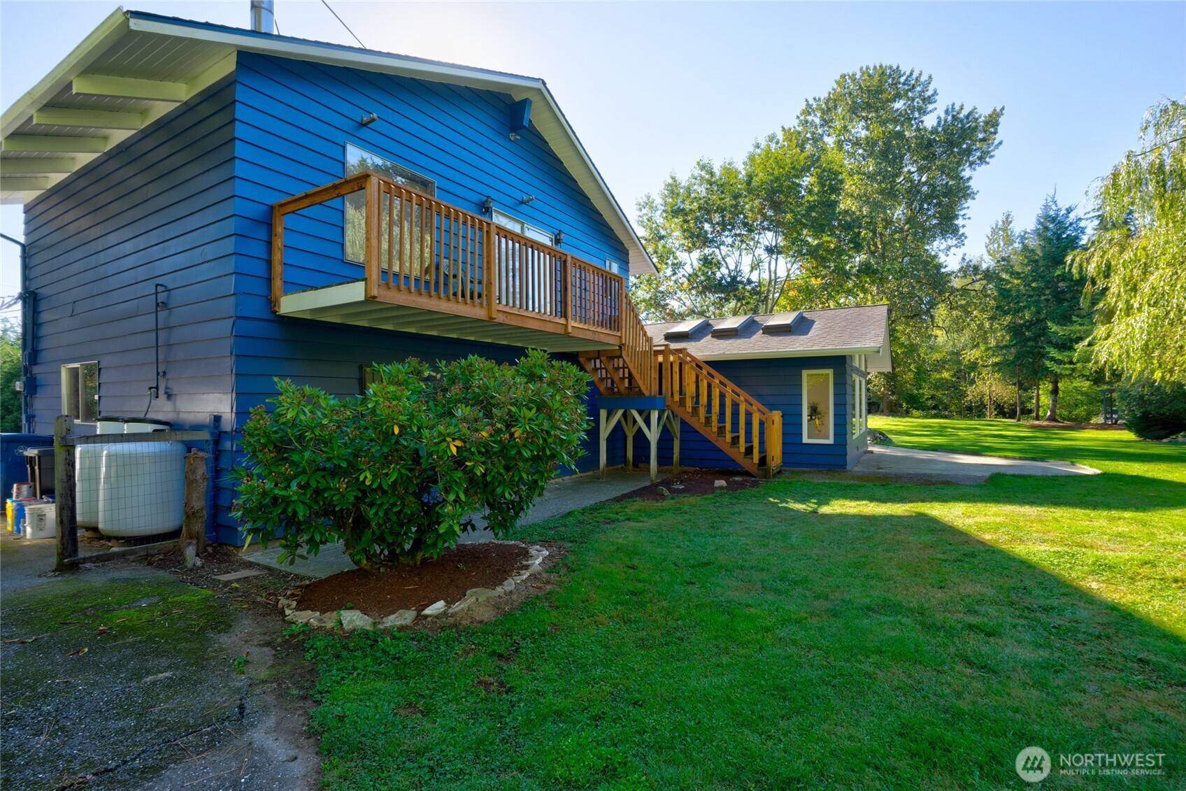16674 Mountain View Road Property Photo 8