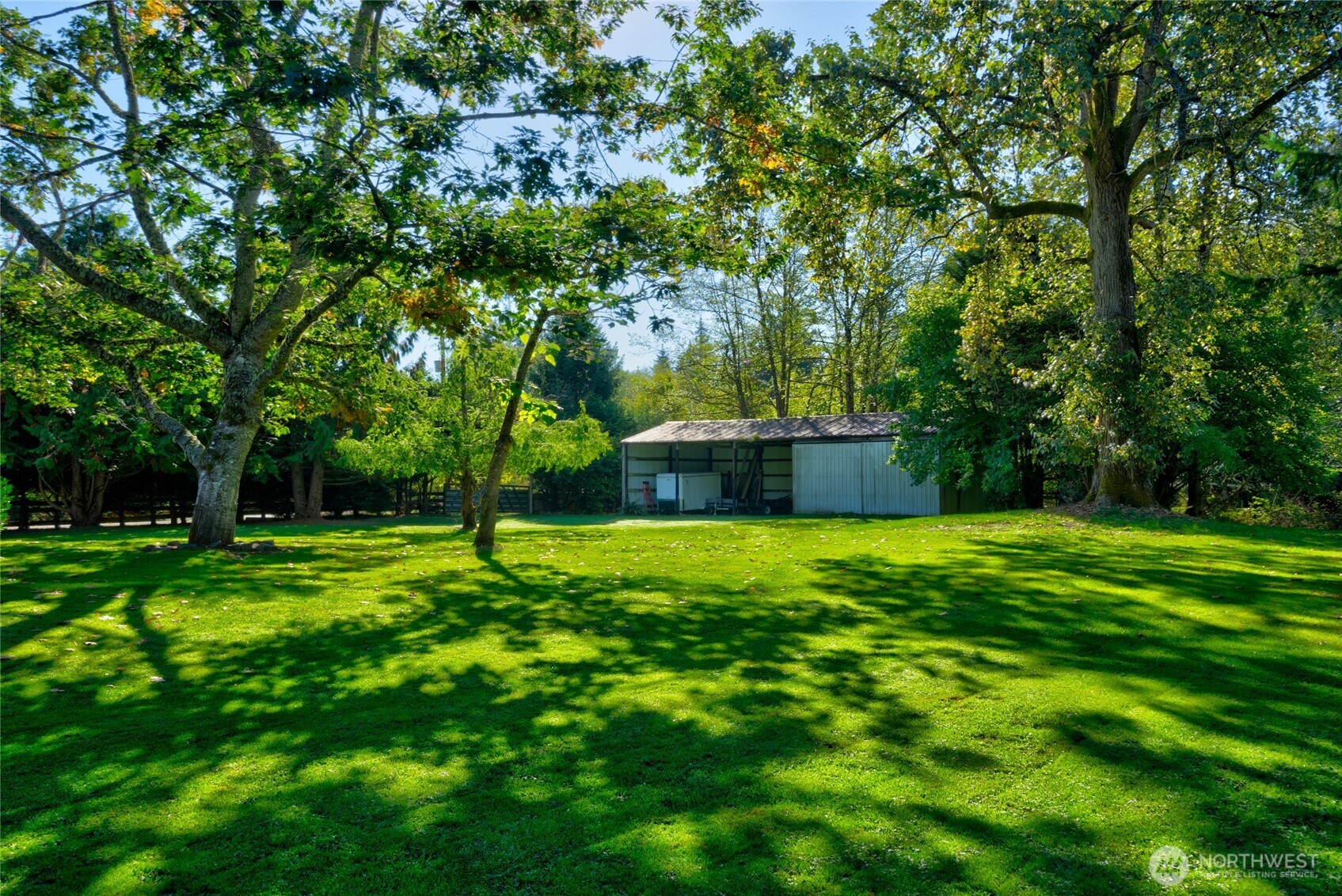 16674 Mountain View Road Property Photo 9