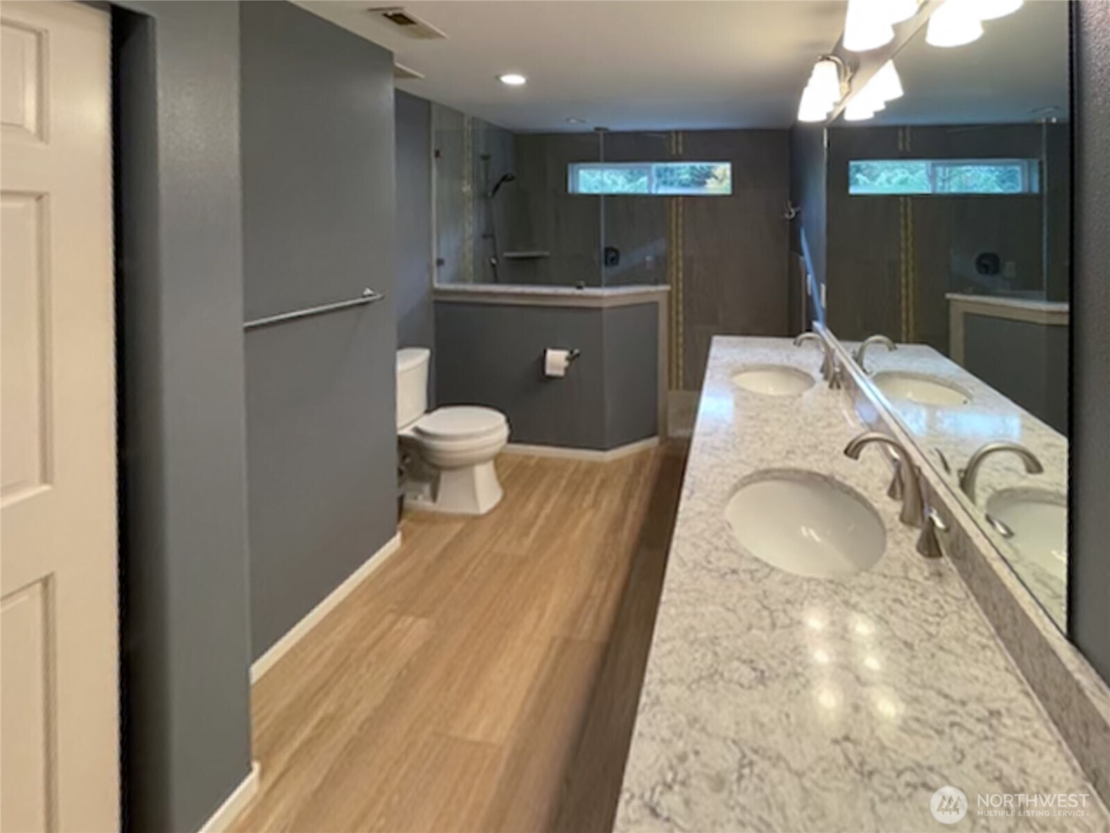 16674 Mountain View Road Property Photo 17