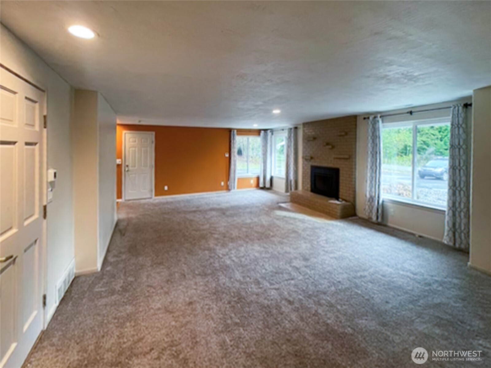 16674 Mountain View Road Property Photo 20