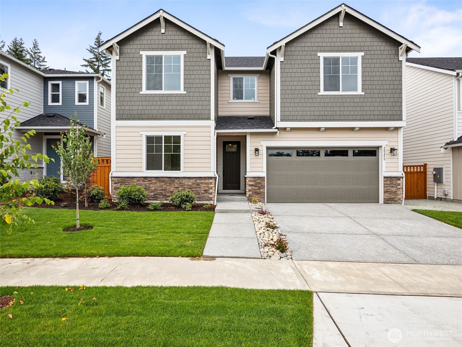 20420 145th Street Ct 834 Property Photo 1