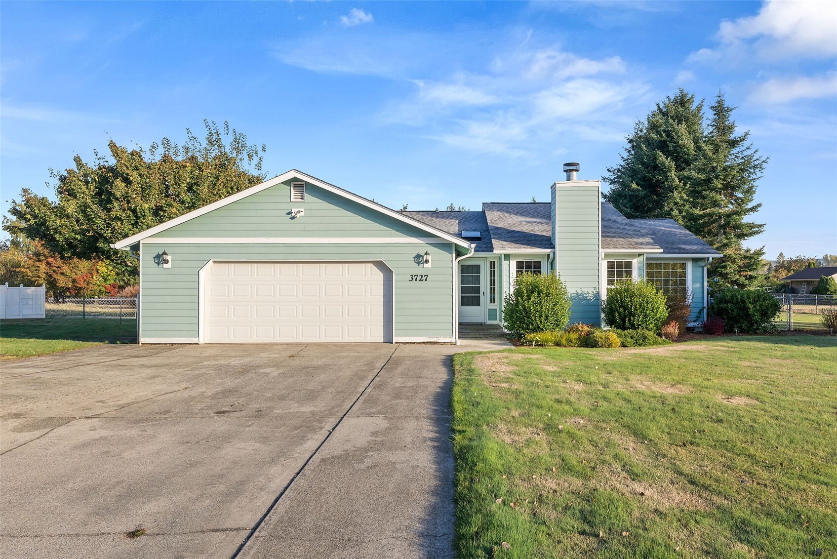 3727 Prairie Avenue Property Photo 1
