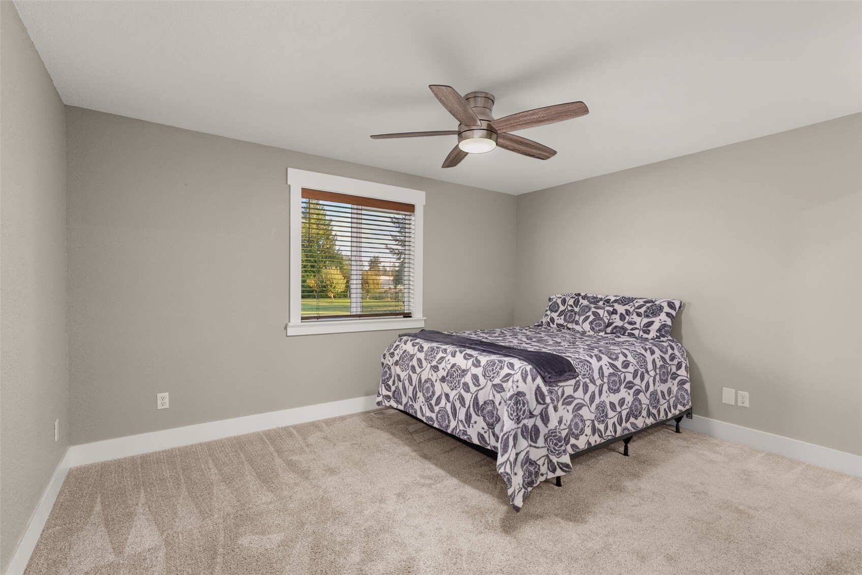 3727 Prairie Avenue Property Photo 16