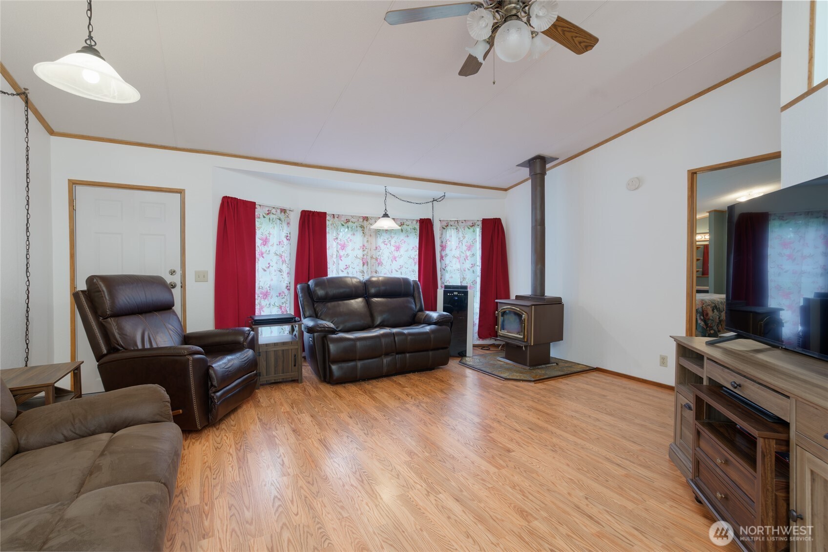 24893 Hansen Creek Road Property Photo 23