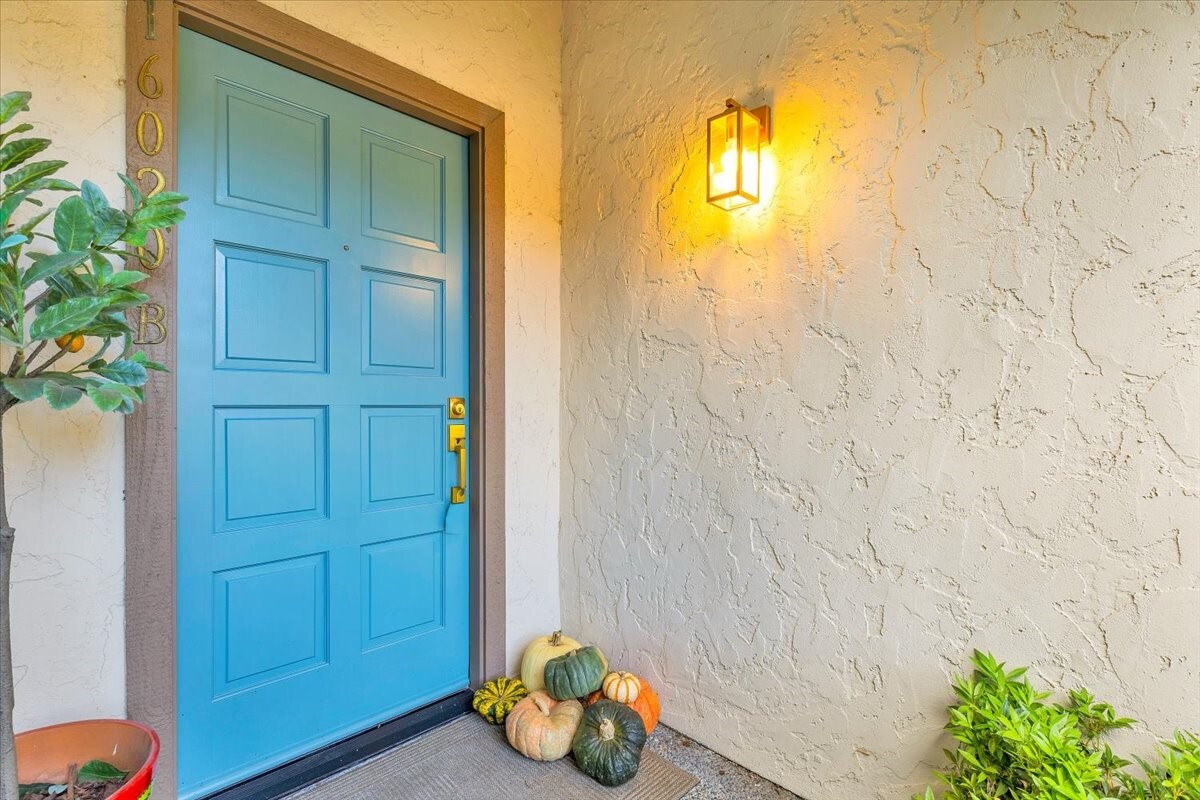 16020 Village Green Drive B Property Photo 4
