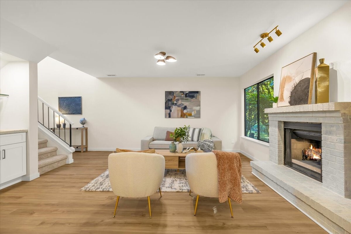 16020 Village Green Drive B Property Photo 8