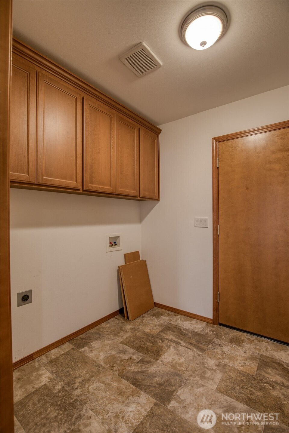516 Canal Drive Property Photo 17