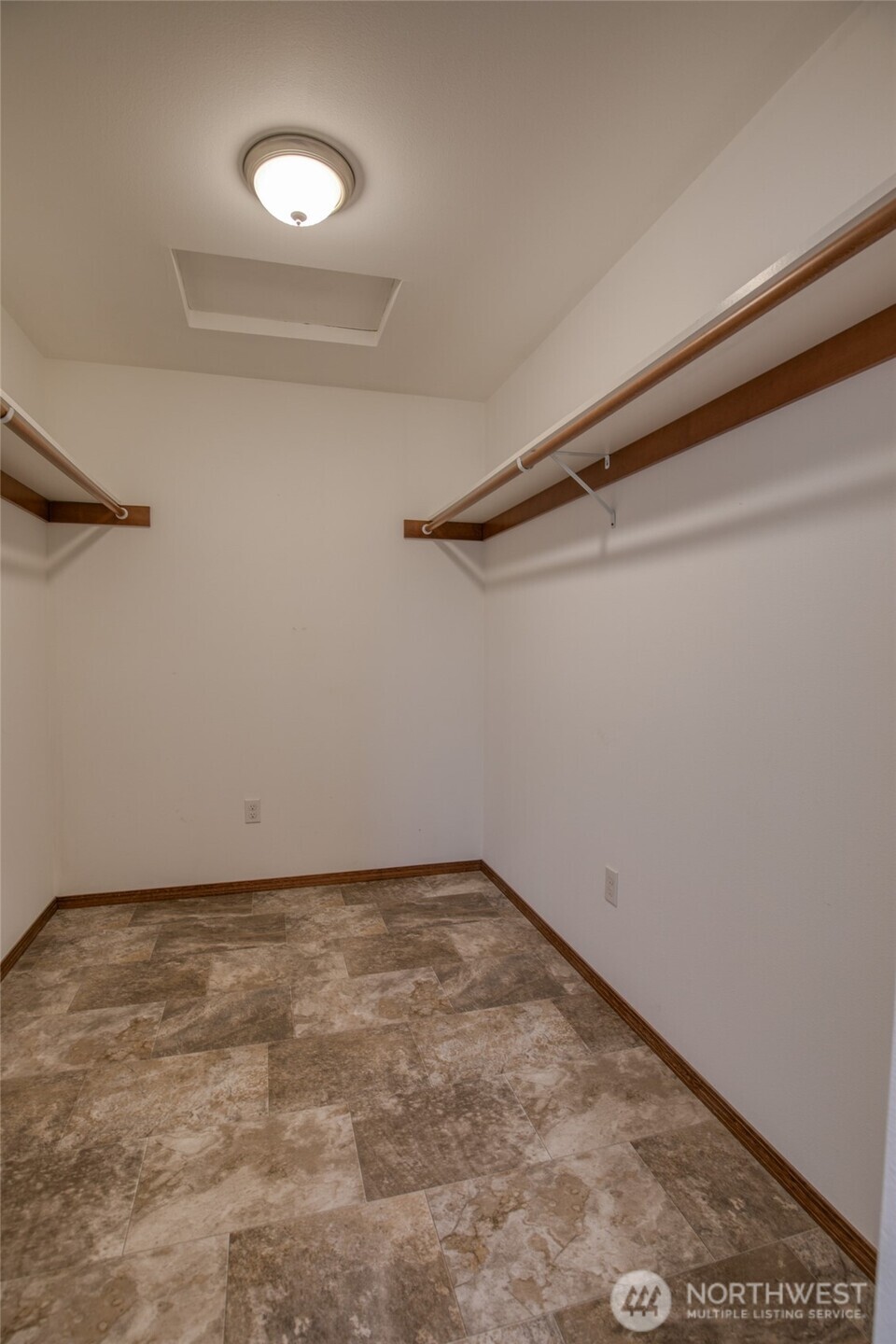 516 Canal Drive Property Photo 19