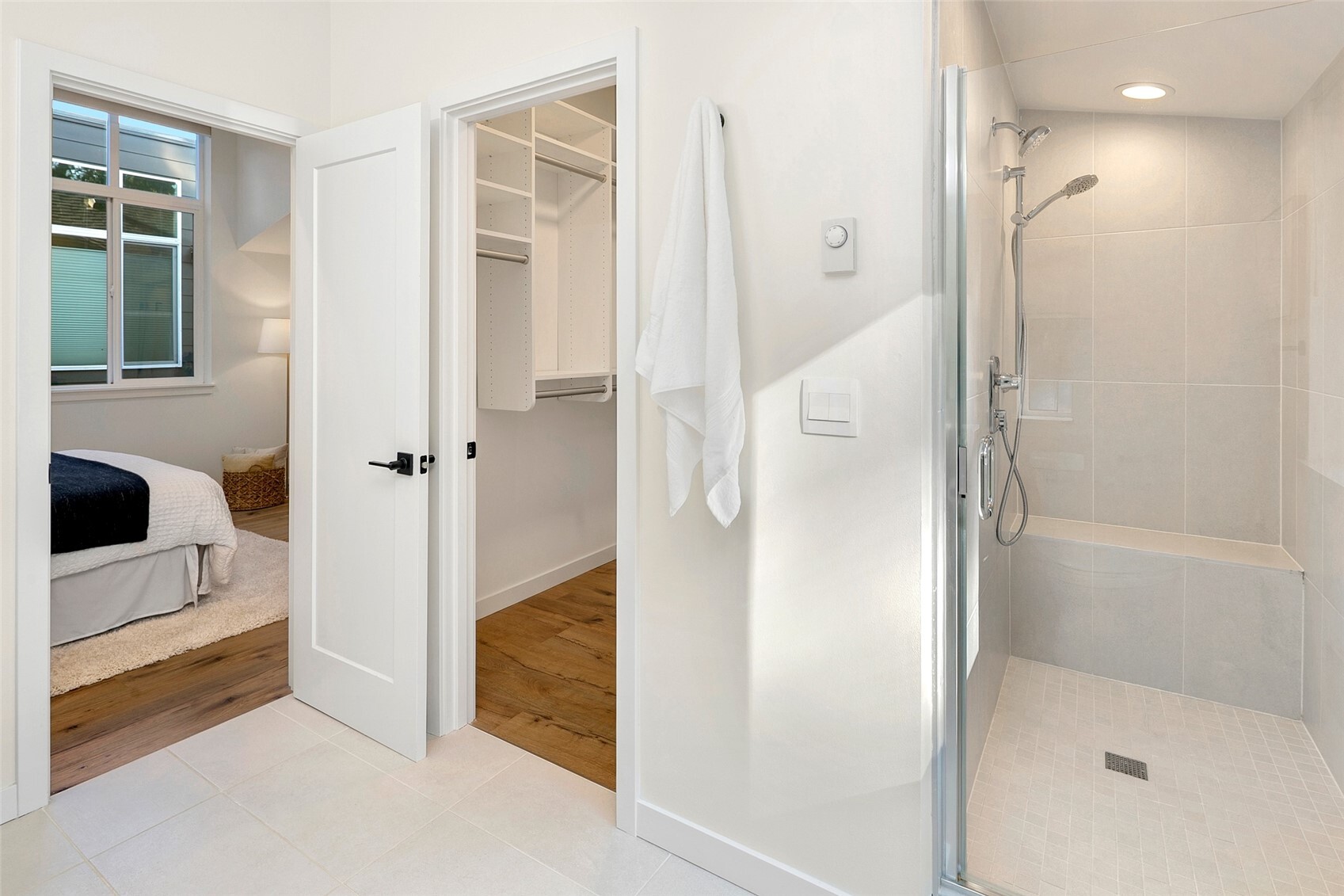 11822 31st Place B Property Photo 15