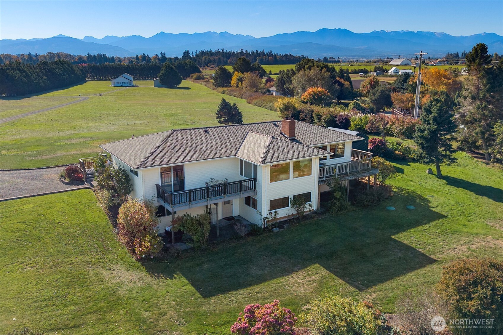 1434 Marine Drive Property Photo 1