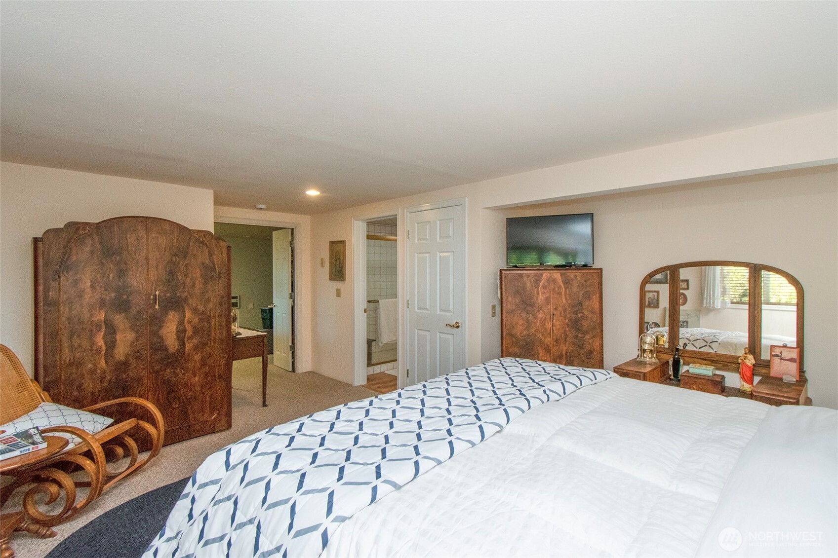 1434 Marine Drive Property Photo 33