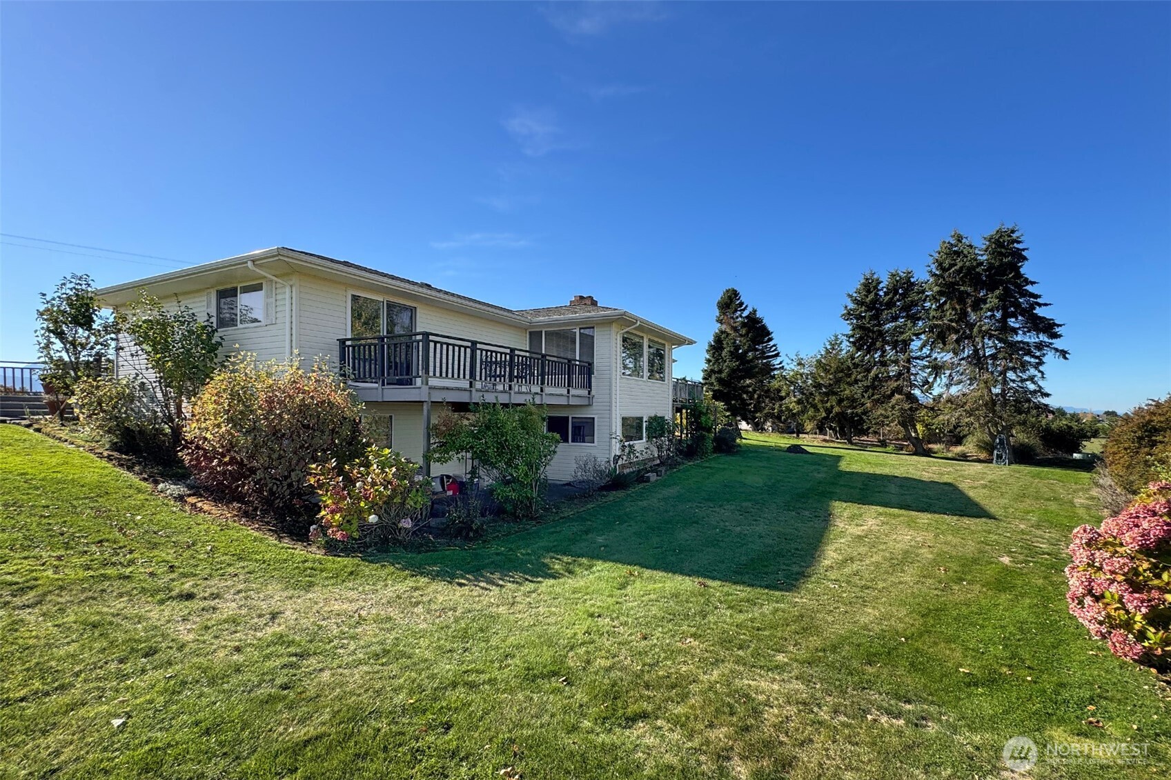 1434 Marine Drive Property Photo 37