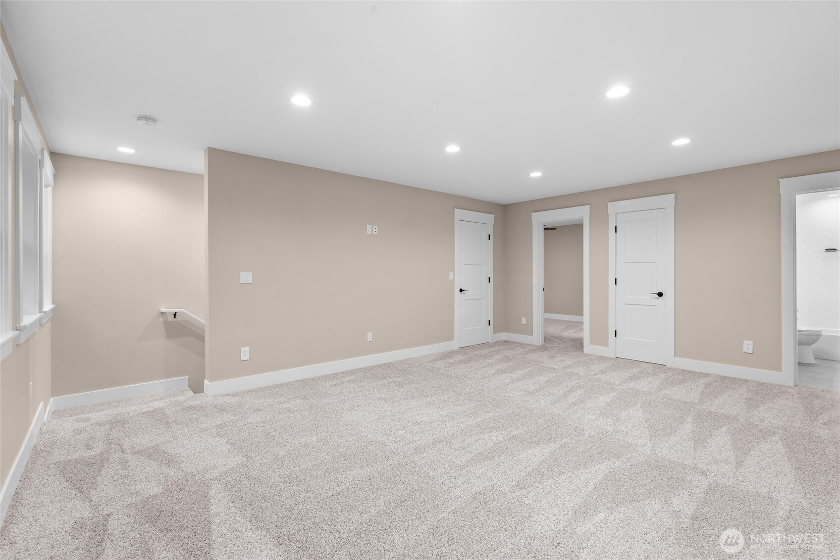 9815 Moran Road Property Photo 17