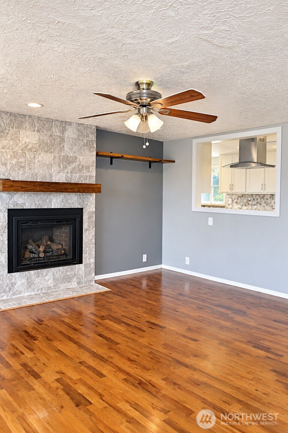 9405 Prospect Street Property Photo 5
