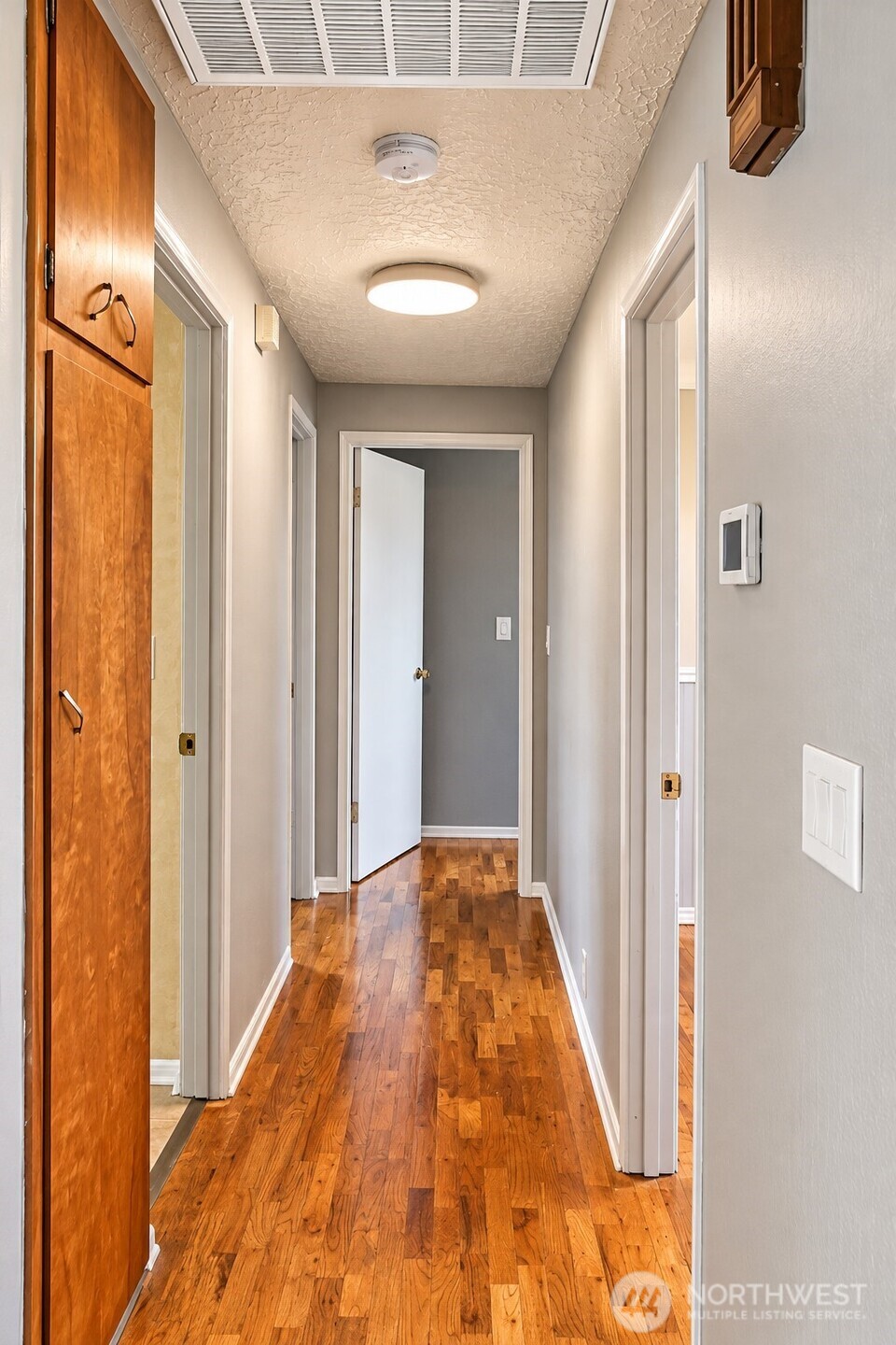 9405 Prospect Street Property Photo 12