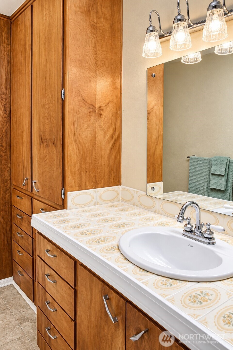 9405 Prospect Street Property Photo 13