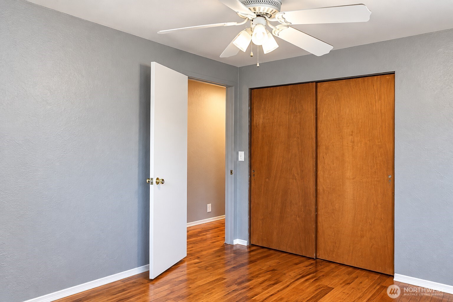 9405 Prospect Street Property Photo 16