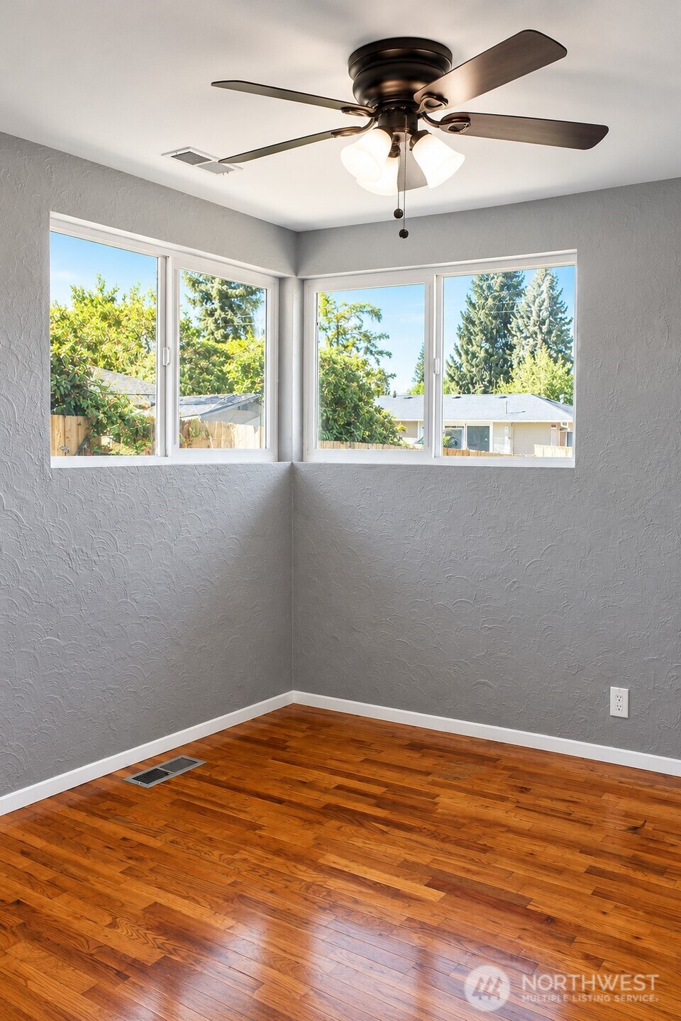9405 Prospect Street Property Photo 17