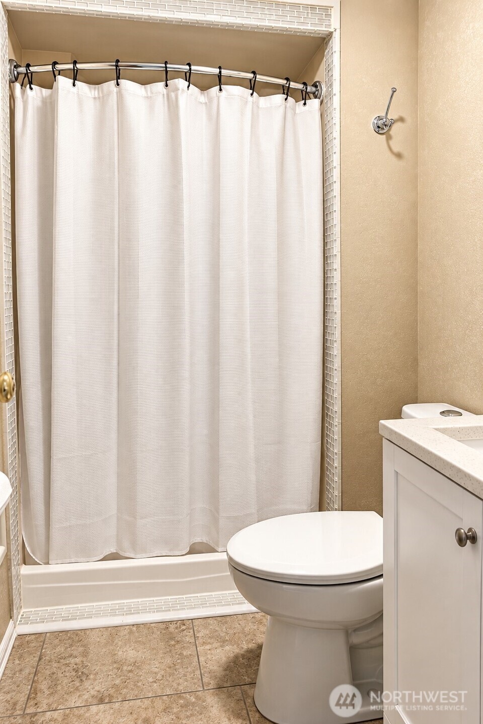 9405 Prospect Street Property Photo 26