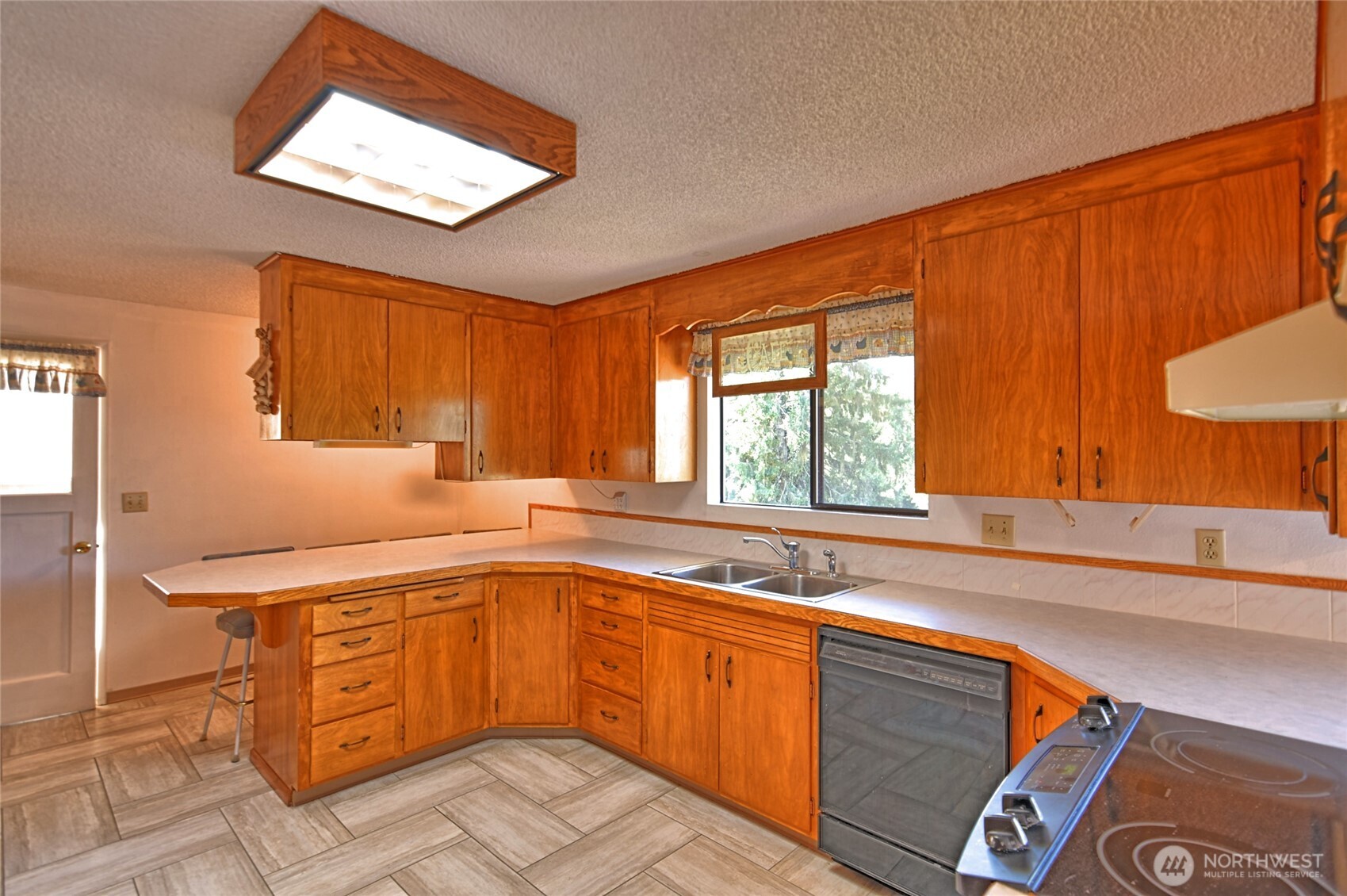 7317 24th Street Wa Property Photo 13