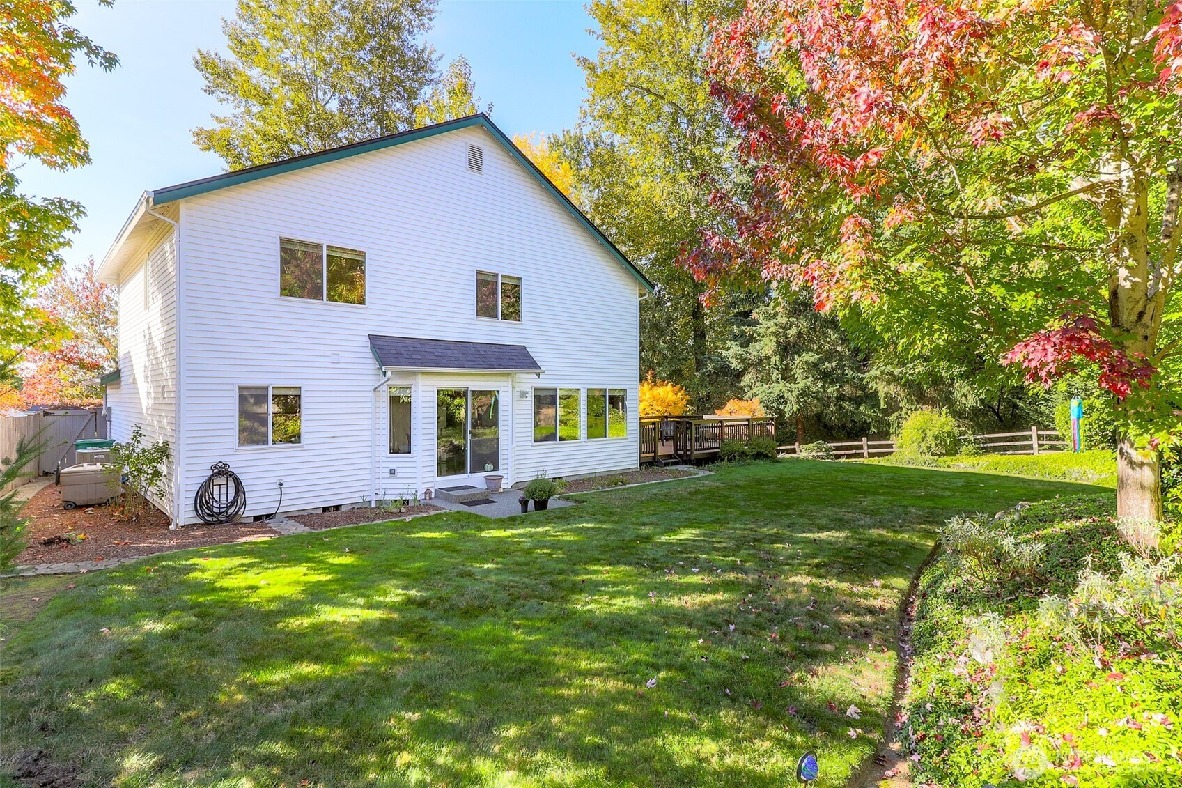 2309 28th Court Property Photo 2